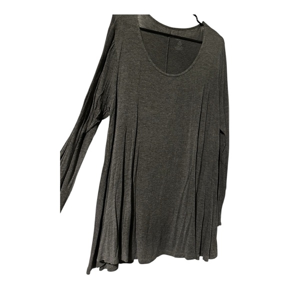 VANITY Women's Long Sleeve Top - Picture 1 of 3